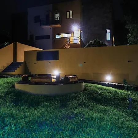 A Casa Da Ines * São Vicente Ferreira